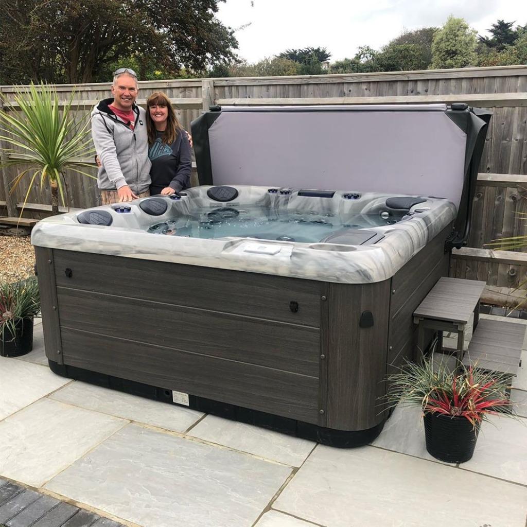 ActieKorting tot -45% +reserveer op tijd nieuwe jacuzzi, Ophalen, Nieuw