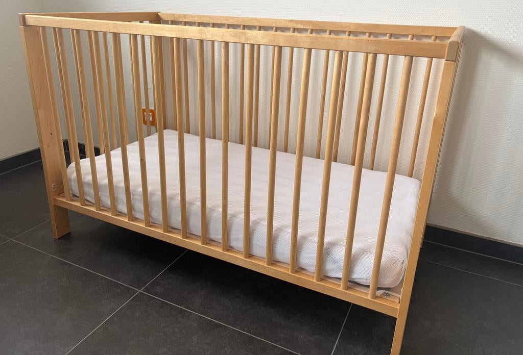 Babybed met complete aerosleep set, Ophalen, Jongetje of Meisje, Wit, Zo goed als nieuw