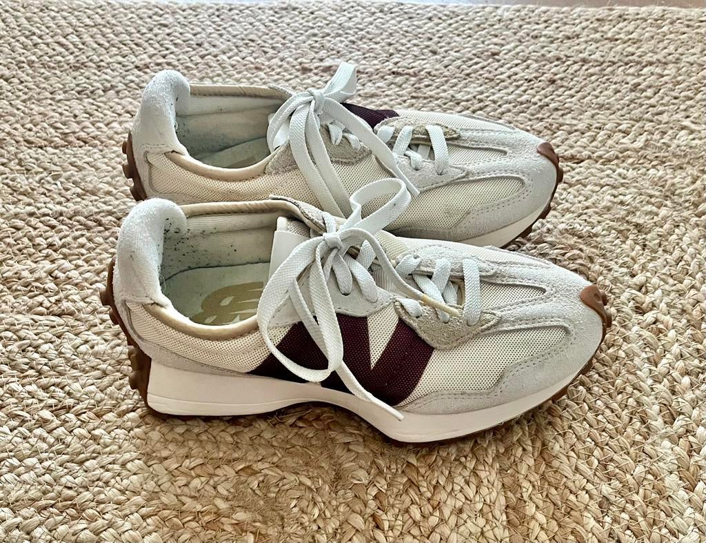 Sneakers New Balance 327 crème bruin 37, Bruin, New Balance, Ophalen of Verzenden, Zo goed als nieuw