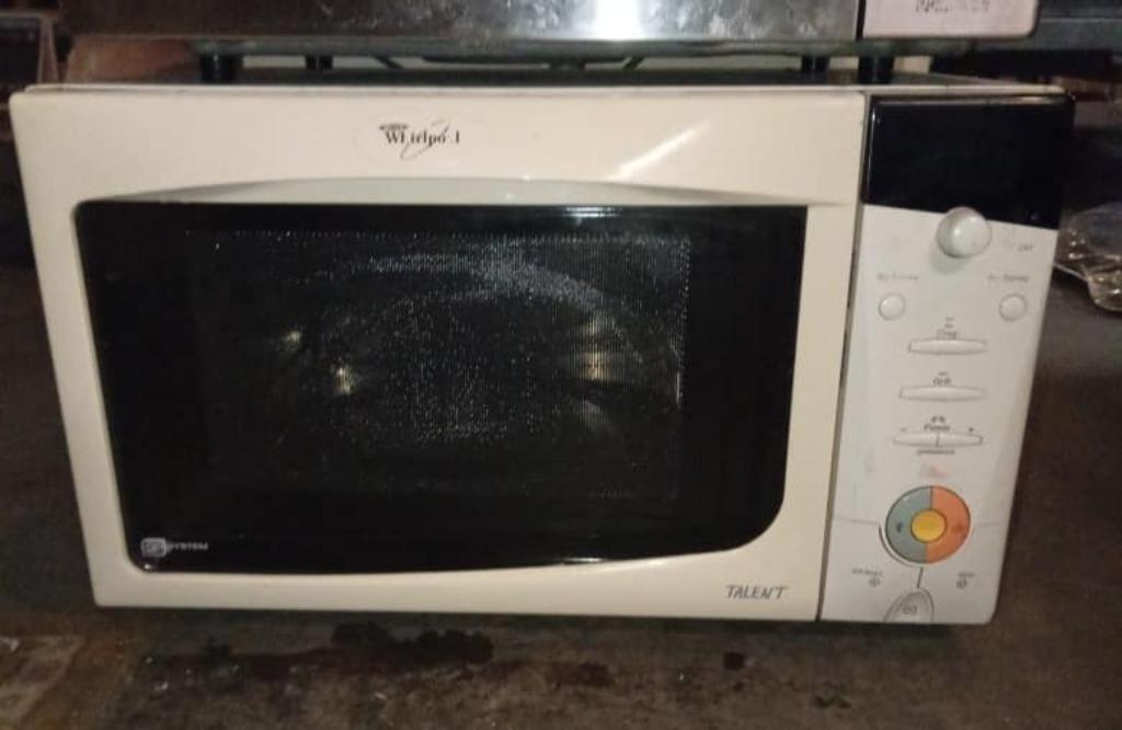 Combi-microgolfoven whirlpool talent, Ophalen, Crisp, Zo goed als nieuw, Draaiplateau