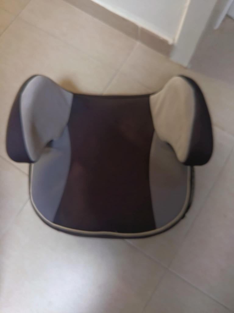 Siège auto Nania gris clair et Noir, Enfants & Bébés, Sièges auto, Enlèvement, Utilisé, 15 à 36 kg, Ceinture de sécurité