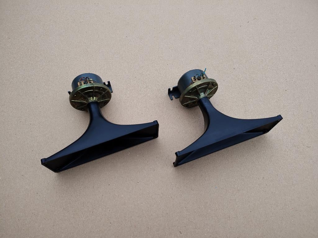 2x Horn NSM Pestige enz (Div) jukebox, Verzamelen, Automaten | Jukeboxen, Verzenden