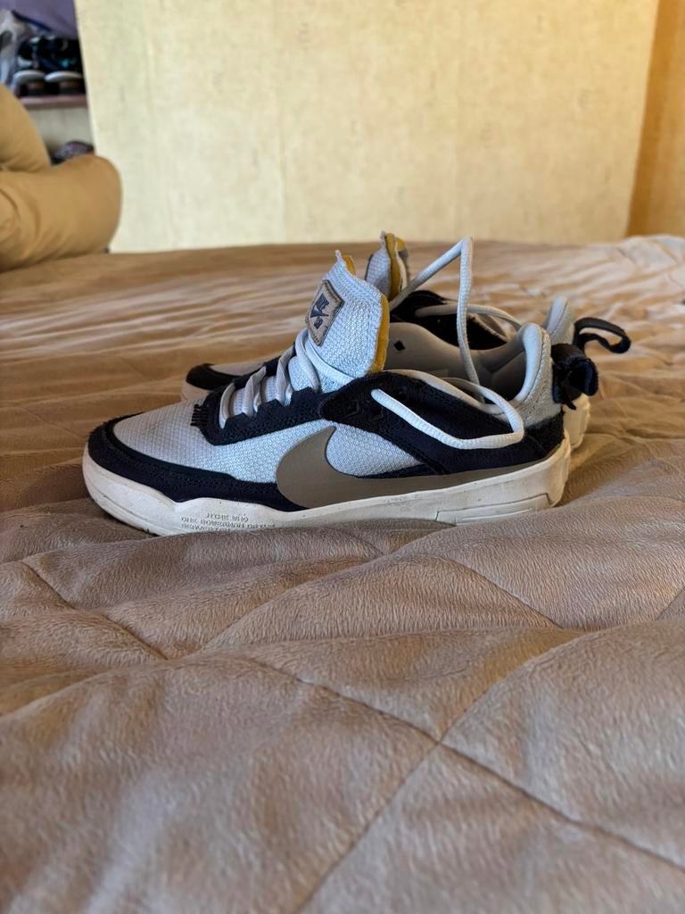 Nike Sb Day one (36,5), Garçon, Comme neuf, Chaussures, Envoi