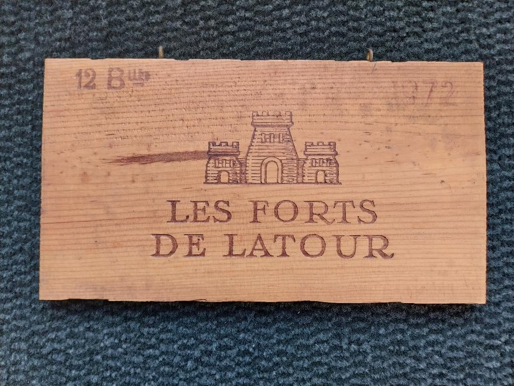 Façade de Caisse vin Château Les Forts De Latour + étiquette, Collections, Vins, Enlèvement ou Envoi, Utilisé, France