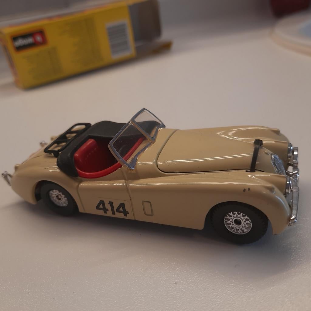 CORGI : JAGUAR XK 120.  Zo goed als NIEUW.*VINTAGE*, Ophalen, Zo goed als nieuw, Corgi