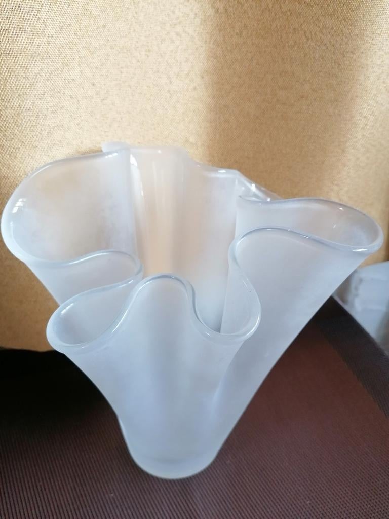 Vase en verre opaque état impeccable, Maison & Meubles, Enlèvement, Neuf, Verre