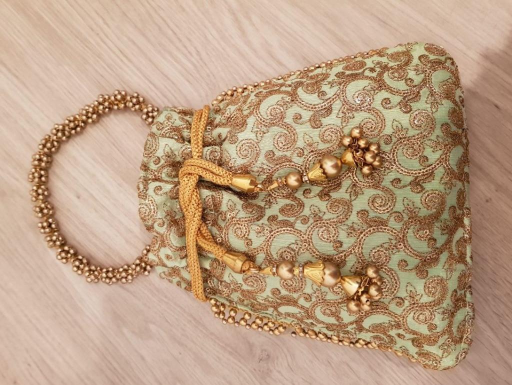 Kleed, Nieuw, Ophalen of Verzenden, ANDERE, Maat 38/40 (M)