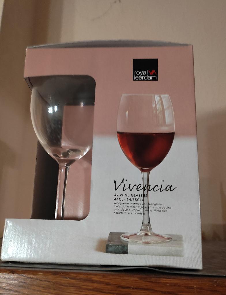 3 Verres à vin NEUFS Royal Leerdam + boite de présentation, Neuf, Uni, Verre ou Verres, Verre