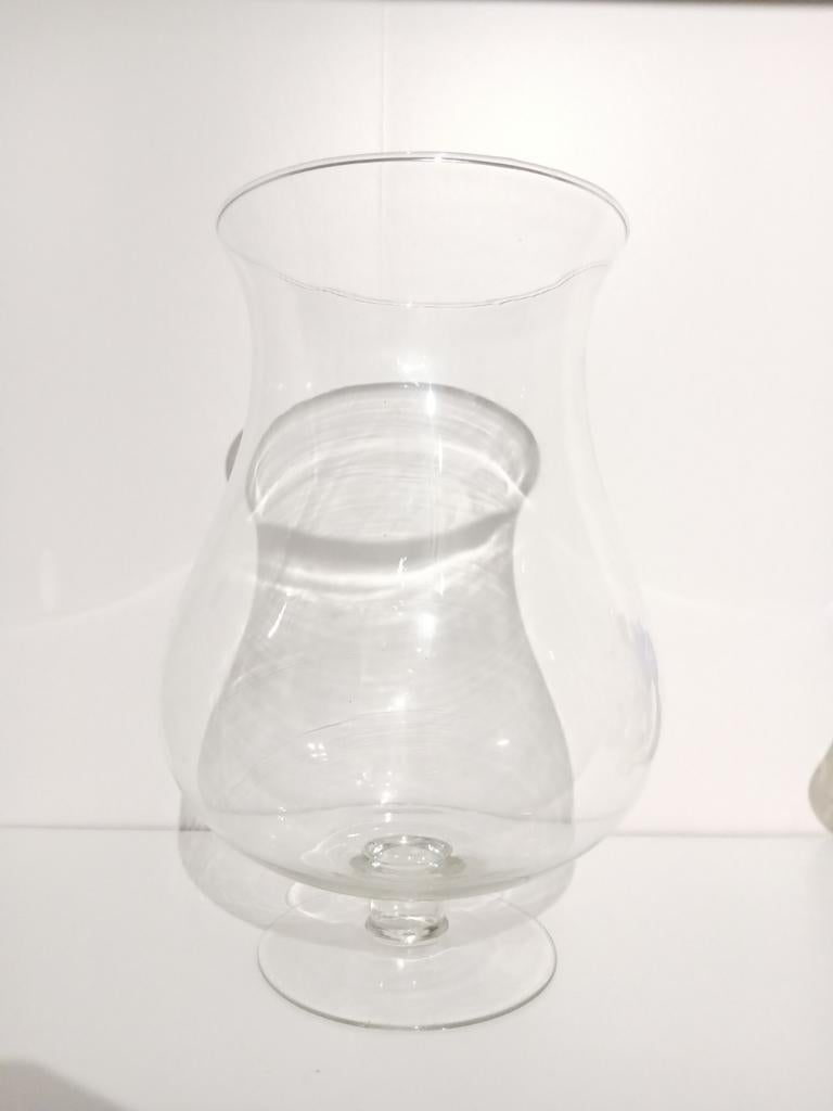 Grote glazen bokaal, Enlèvement