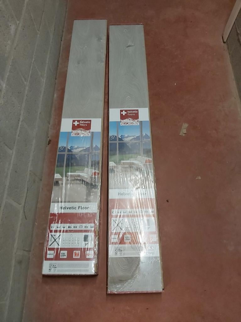 Laminaat Helvetiec Floor 10 mm, Ophalen, Kunststof, 50 tot 150 cm, Nieuw