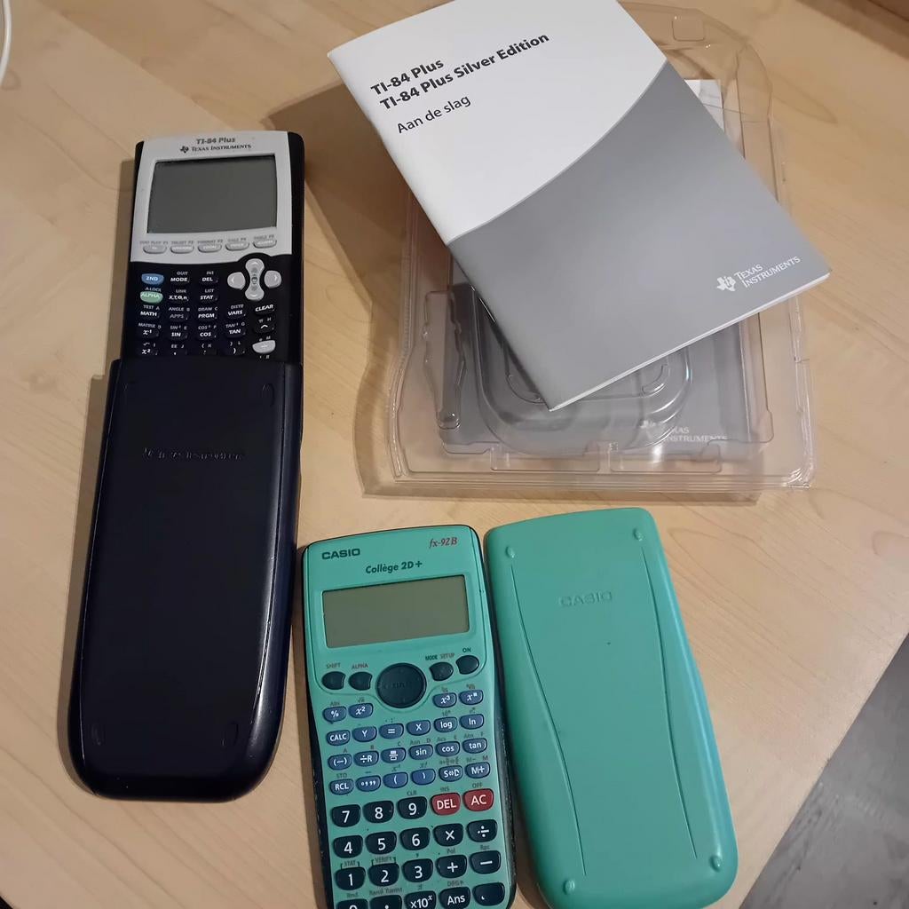 Texas Instruments TI-84 plus, Enlèvement ou Envoi, Calculatrices graphique, Comme neuf
