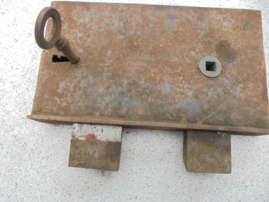 serrure de porte ancienne avec 1 clé, Enlèvement, Utilisé, Fer, Clé