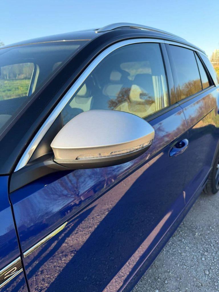 Volkswagen T-Roc R 2.0 TSI 4 Motion R 300 PK Panoramadak, Automaat, 4 cilinders, 1984 cc, Blauw