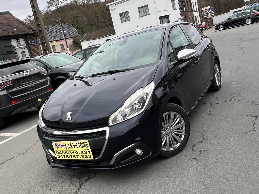 Peugeot 208 essence 1.2cc 2019année boite auto 0032478767323, Autos, Achat, Euro 6, Entreprise, Capteur de lumière