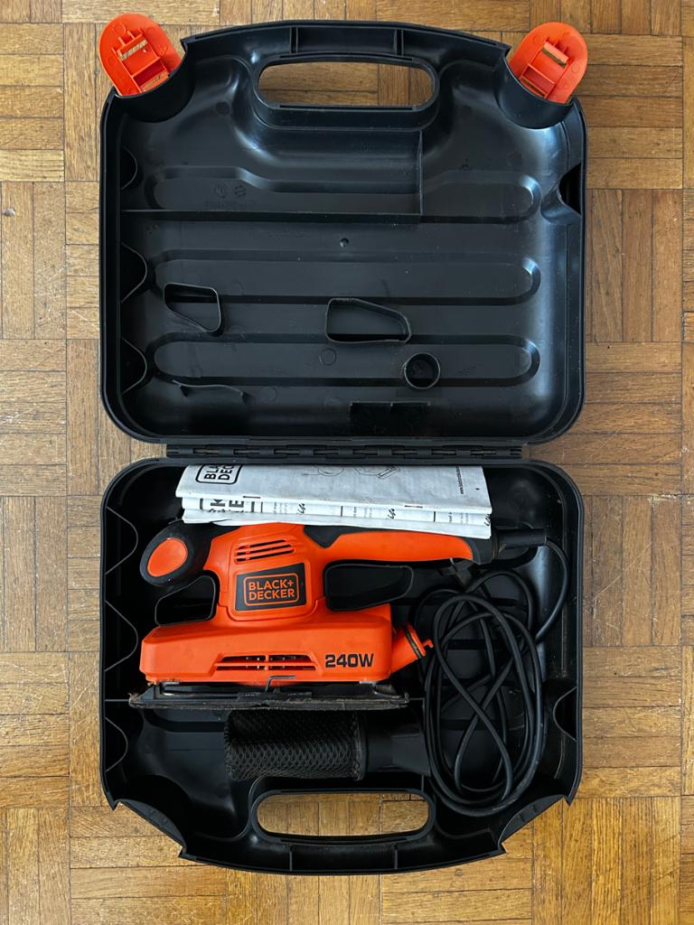 Ponceuse vibrante 240 W Black&Decker KA320E, Bricolage & Construction, Outillage | Ponceuses, Enlèvement, Utilisé, Moins de 600 watts