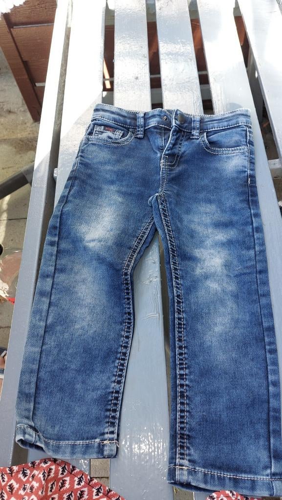 Kinderjeans maat 92 van mayoral, Kinderen en Baby's, Babykleding | Maat 86, Ophalen of Verzenden