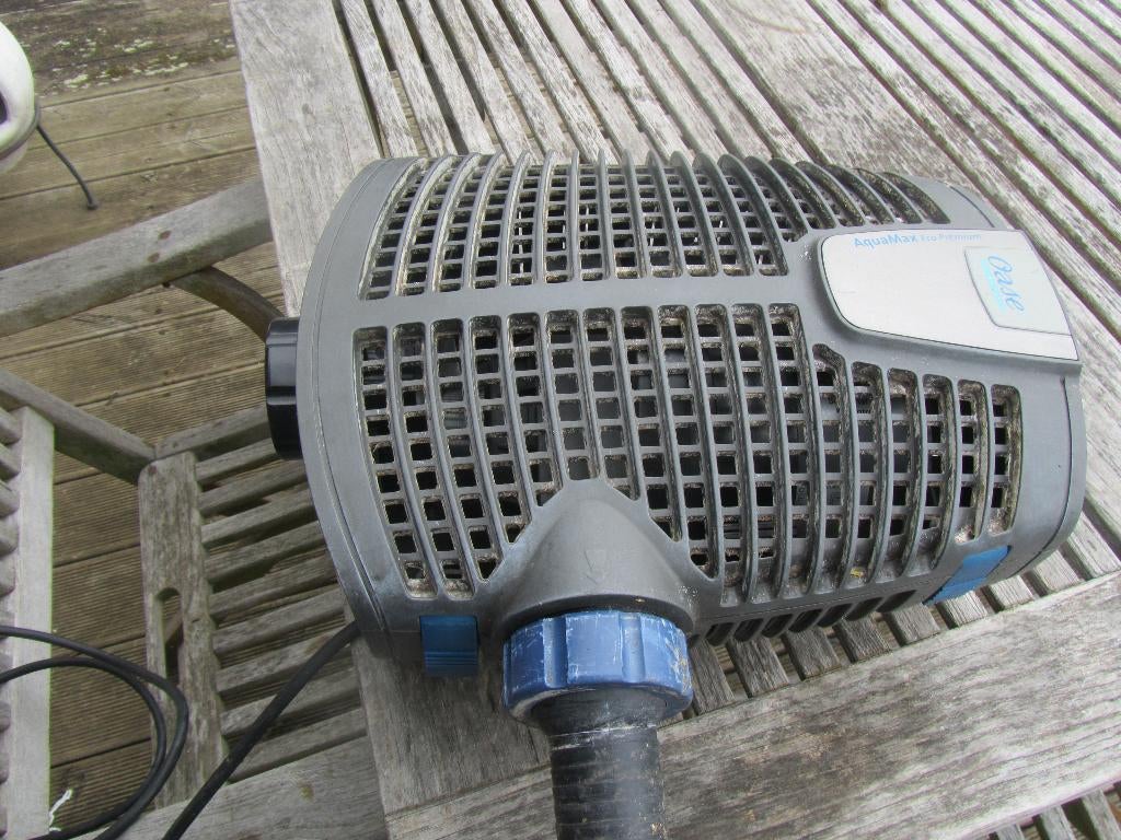 Pompe de bassin Oase Aquamax Eco Premium 16000L, Jardin & Terrasse, Accessoires pour étangs, Enlèvement ou Envoi, Utilisé, Pompe de bassin