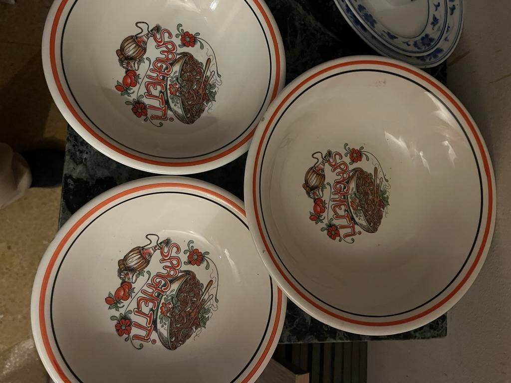 2 pastaborden em 1 pasakom, Ophalen