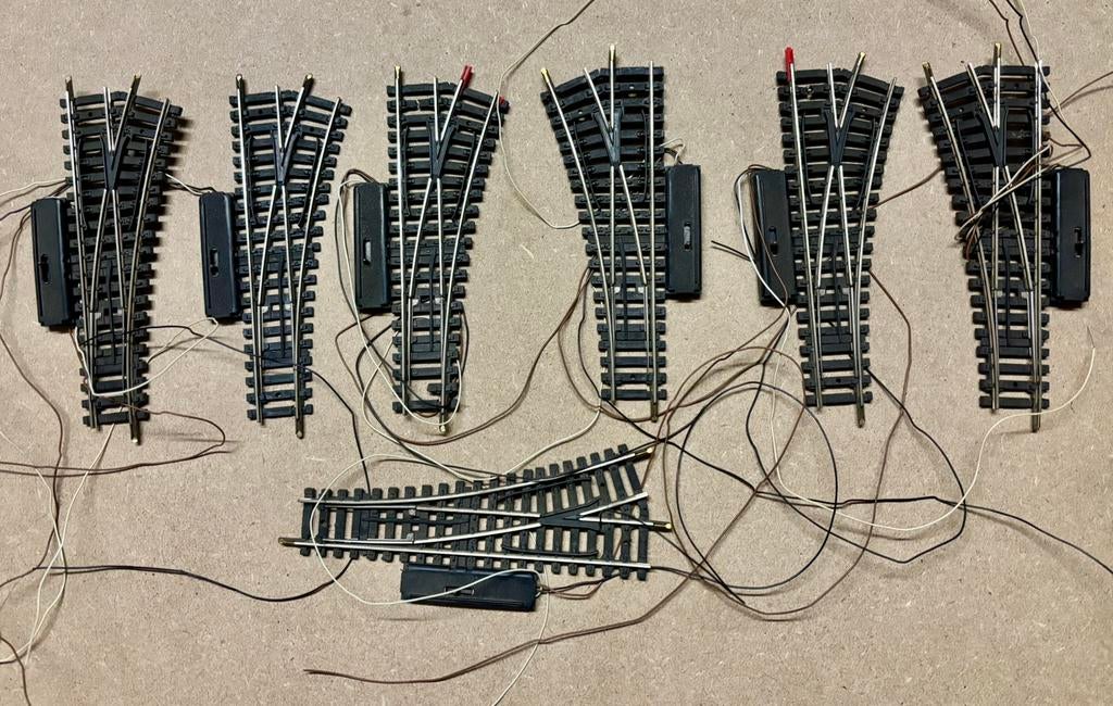 7 aiguillages électriques jouef HO, Enlèvement ou Envoi, Comme neuf, Jouef
