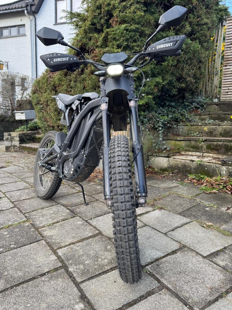 Sur-ron Light Bee Black Straatlegaal, Fietsen en Brommers, Zo goed als nieuw, 50 cc, Ophalen, Overige merken