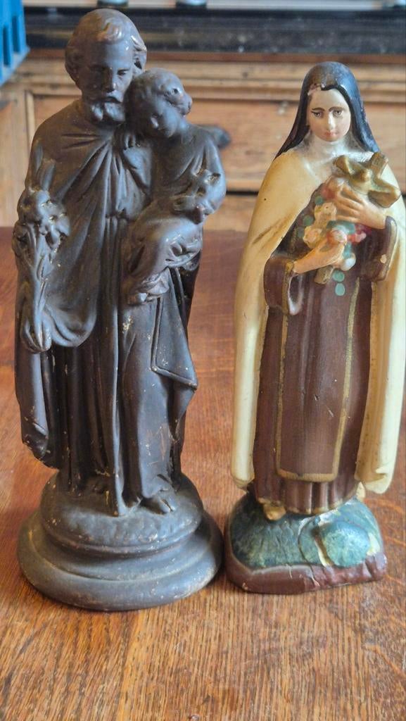 2 beelden: H. Jozef en H. Rita, St Joseph et Ste Rita, Antiquités & Art, Antiquités | Objets religieux, Enlèvement ou Envoi