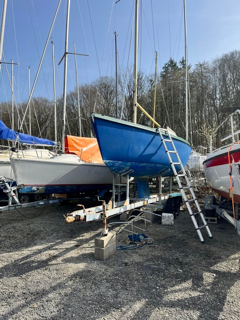 Aloa 21 - voilier a restaurer - lac de l’eau d’heure, Enlèvement, Comme neuf