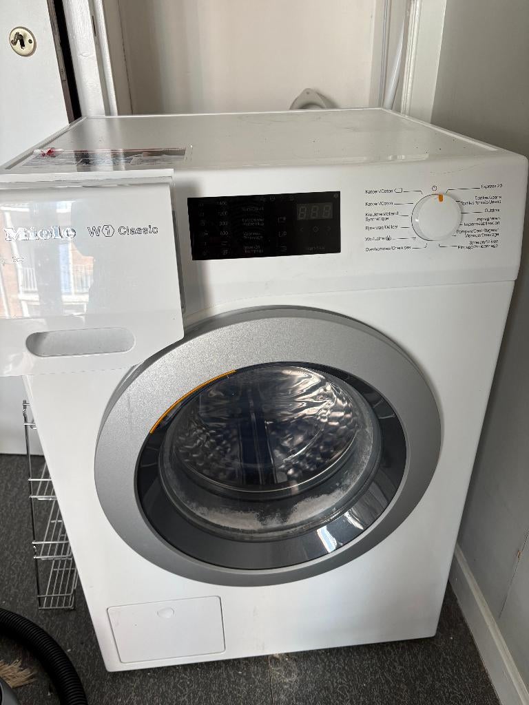 wasmachine, Electroménager, Lave-linge, 1200 à 1600 tours, 6 à 8 kg, Classe énergétique A ou plus économe, 85 à 90 cm