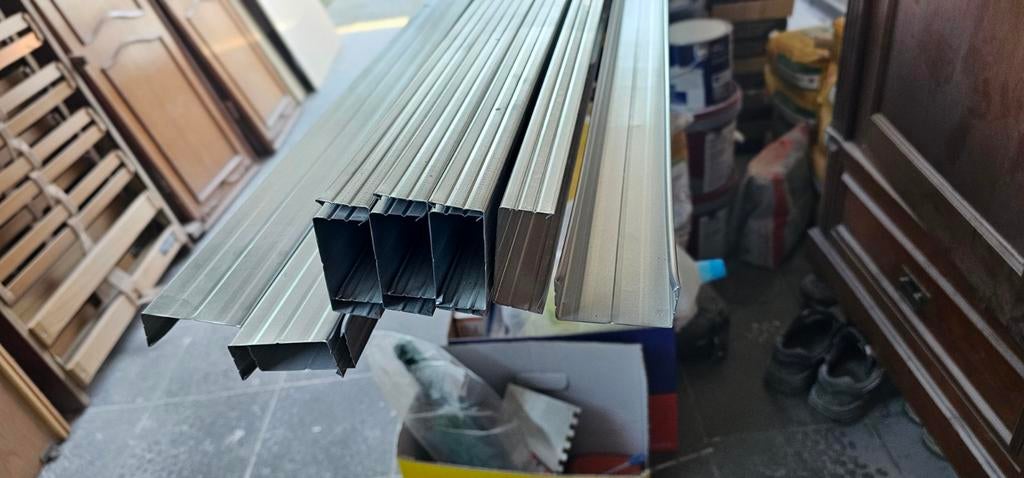 Profilés pour cloison sèche 60x30mm neufs, Enlèvement