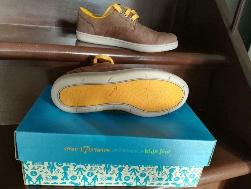 Kinderschoenen Clarks (nieuw) , maat 33, Kinderen en Baby's, Kinderkleding | Schoenen en Sokken, Ophalen of Verzenden, Nieuw