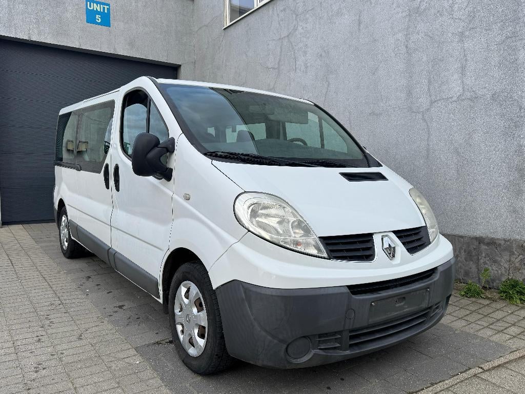 RENAULT TRAFIC 2.0 DIESEL 9 PLACES 2012 151000 KM EURO 5, Autos, Euro 5, https://public.car-pass.be/vhr/006669b4-e900-40ab-aef0-22531d63dca5