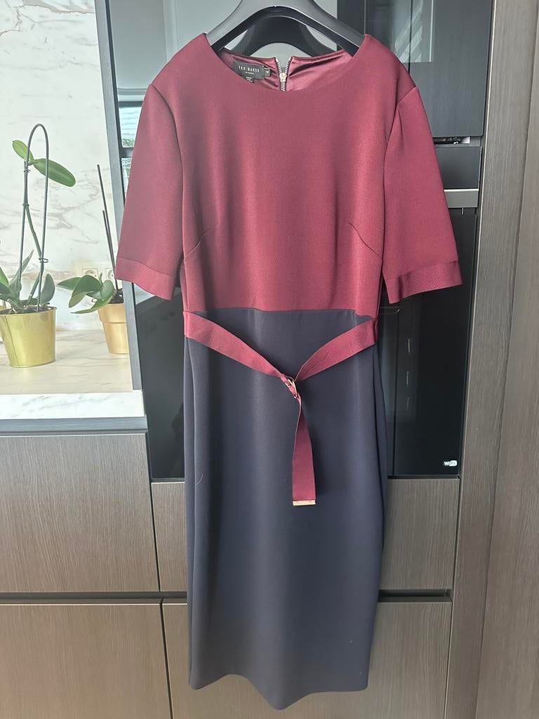 Klassevol kleed Ted Baker burgundy /blauw, Kleding | Dames, Maat 38/40 (M), Blauw, Nieuw, Ophalen of Verzenden