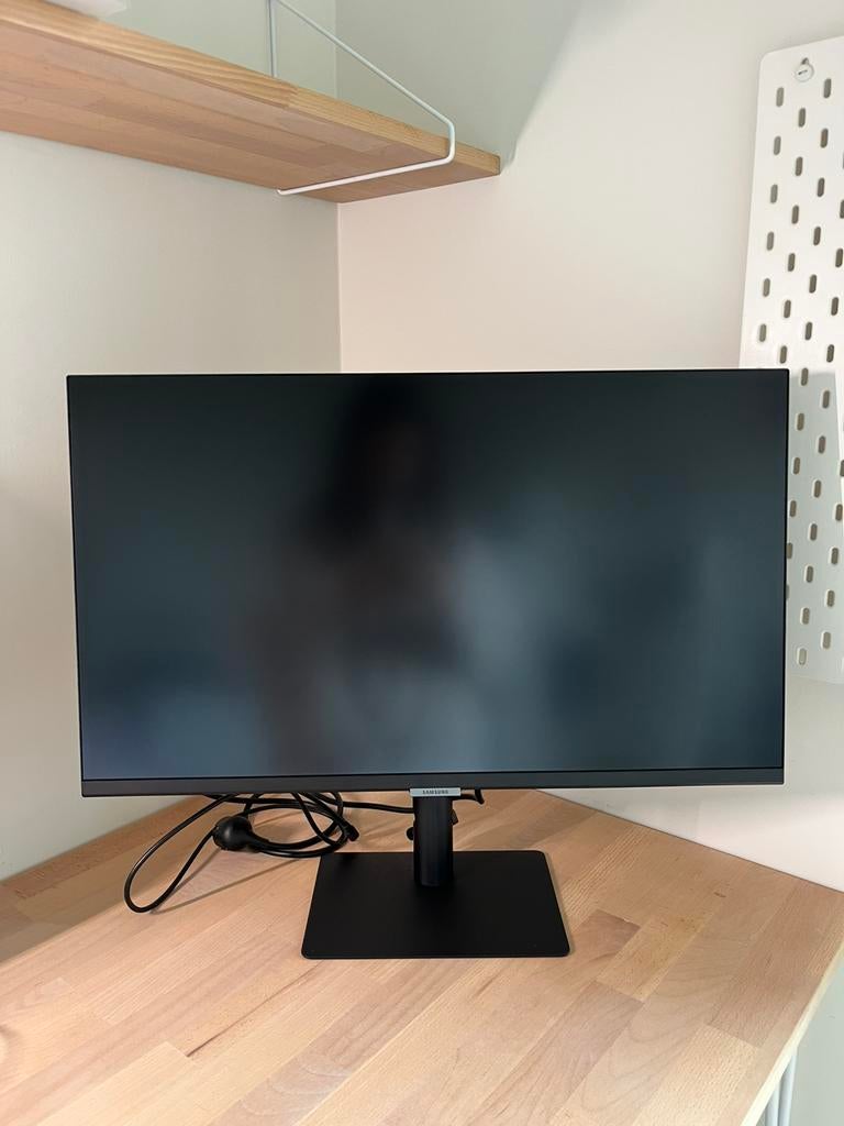 Moniteur Samsung 4K 27 pouces rotatif, Enlèvement, Comme neuf, USB-C, IPS
