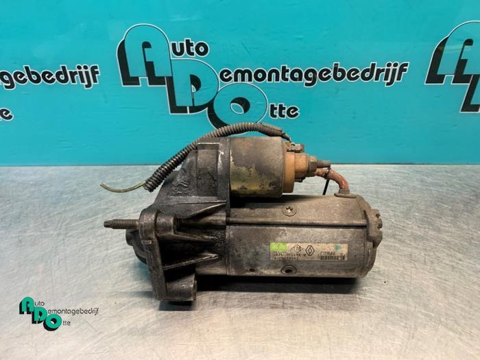Startmotor van een Opel Vivaro (Vivaro 01-), Auto-onderdelen, Gebruikt, -, -, Opel