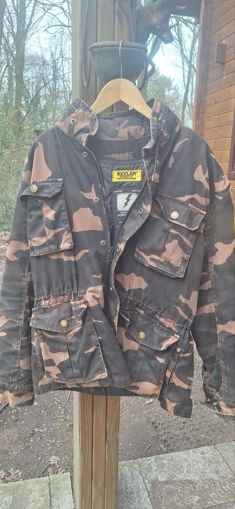 Stoere Motorjas John Doe, Immo