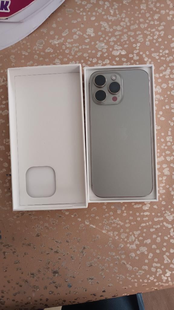 Iphone 16 pro max 256gb natural, Télécoms, Téléphonie mobile | Apple iPhone, 256 GB, IPhone 16 Pro Max, Comme neuf, Enlèvement