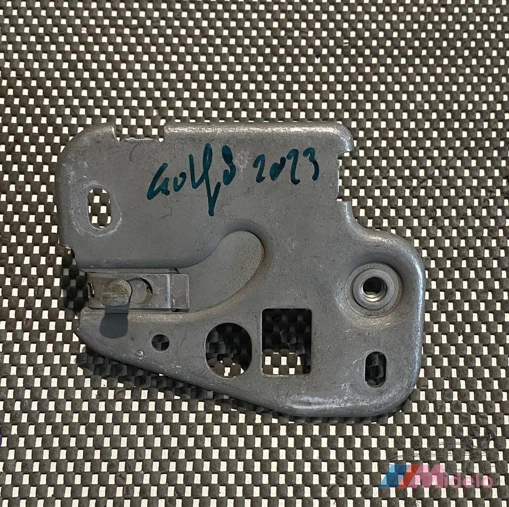 VW GOLF VIII VANGHAAK MOTORKAP LINKS 5H0823185C, Auto-onderdelen, Gebruikt, -, Volkswagen, -