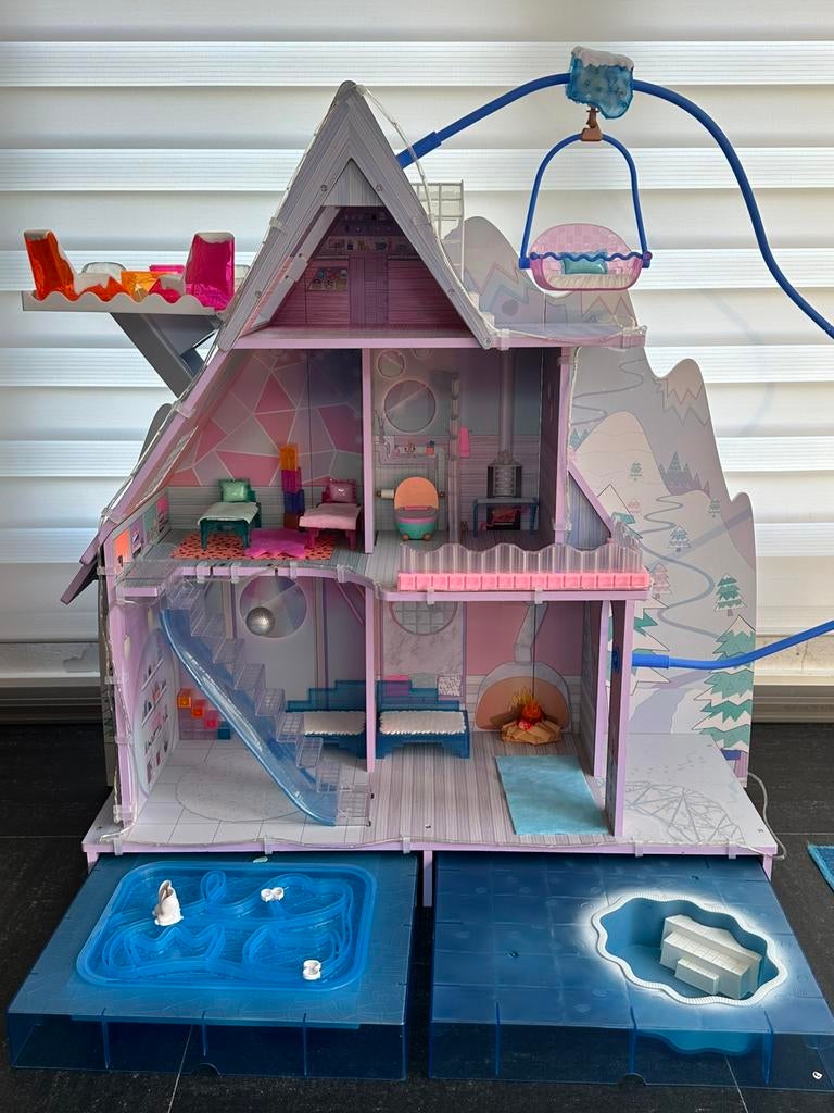 Maison de poupée LOL, Enlèvement, Comme neuf