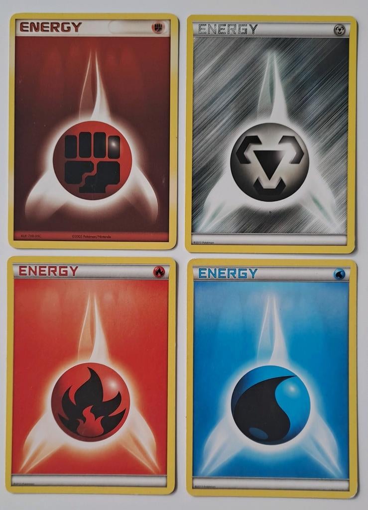 4 Pokemon oude energy kaarten 2005, 2013, Hobby en Vrije tijd, Verzamelkaartspellen | Pokémon, Ophalen of Verzenden, Zo goed als nieuw