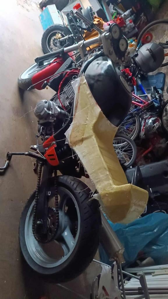 Mz Skorpion Sport 660 piste a finir, Motos, Motos | Marques Autre, Particulier, Sport, Enlèvement