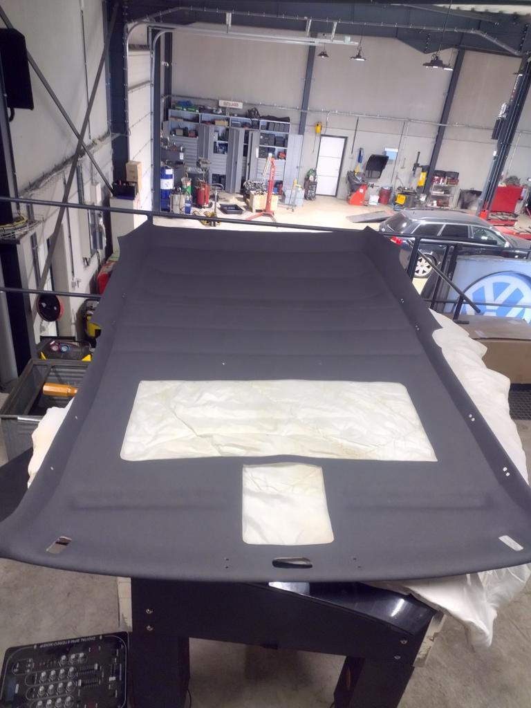 Ciel de toit golf 2  GTI, Enlèvement