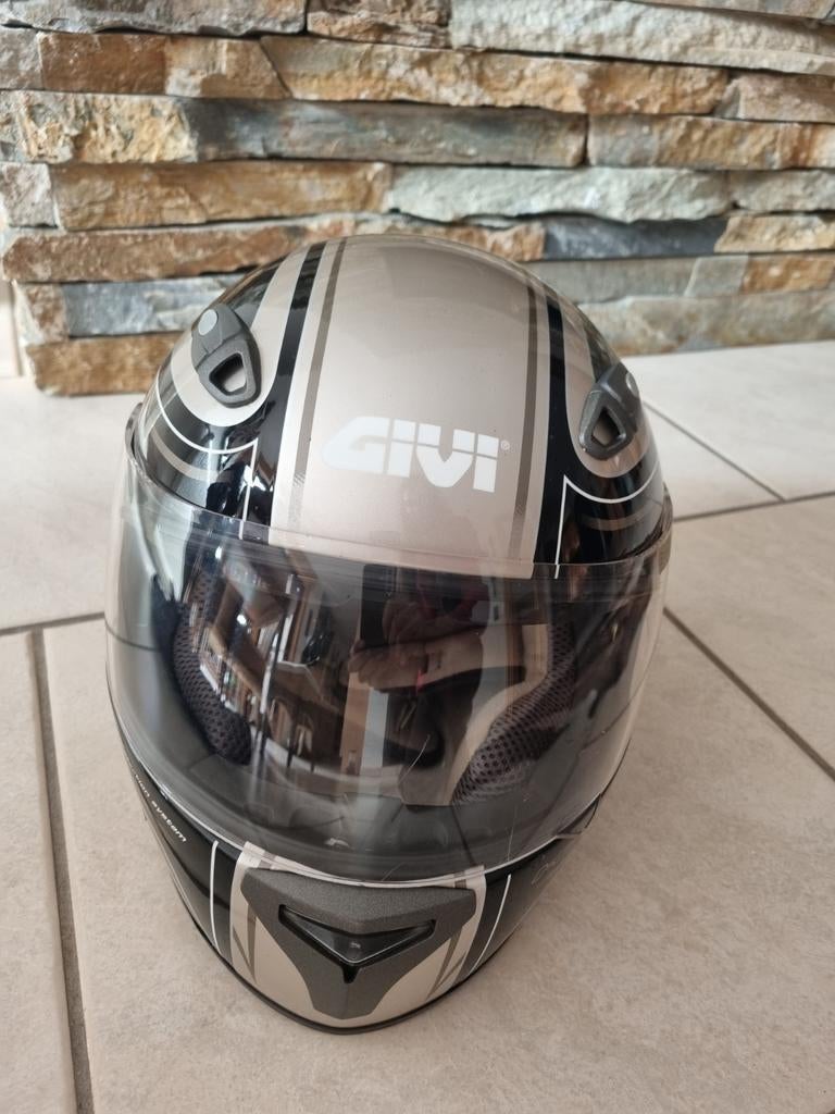 Motor helm GIVI maat S heel goede staat!, Motoren, Ophalen, S, Integraalhelm