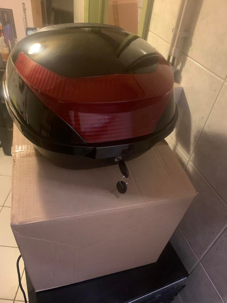 Top case neuf liquidation !!!!, Enlèvement, Comme neuf