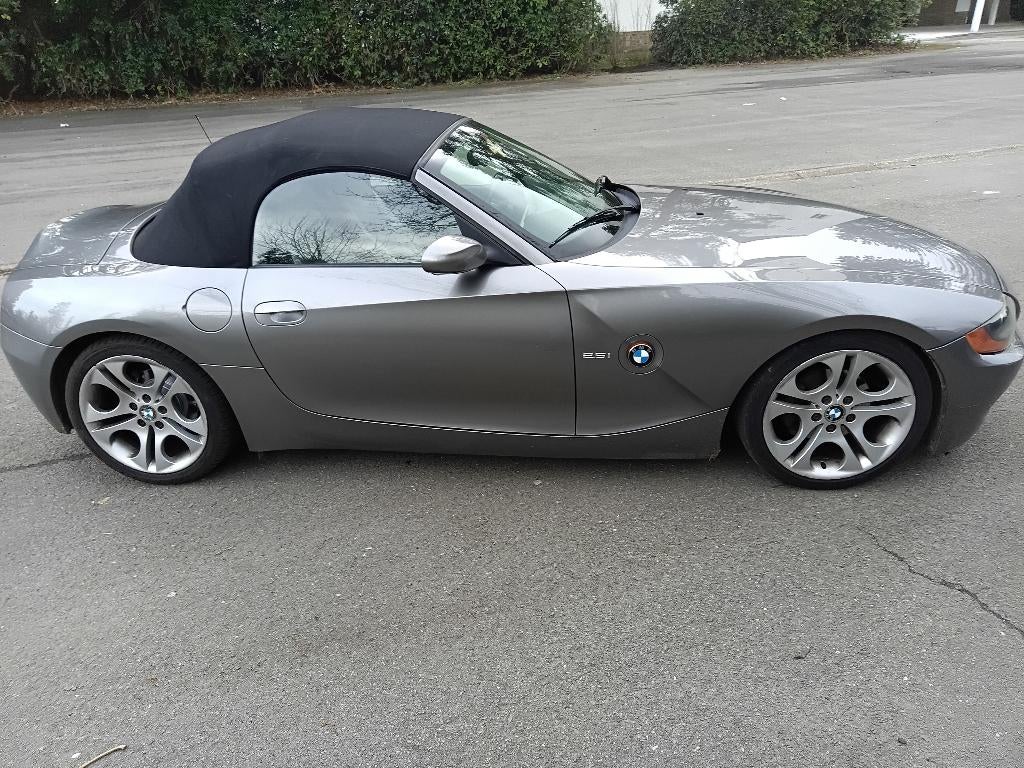 BMW Z4, Autos, Cuir, Argent ou Gris, Achat, 2500 cm³