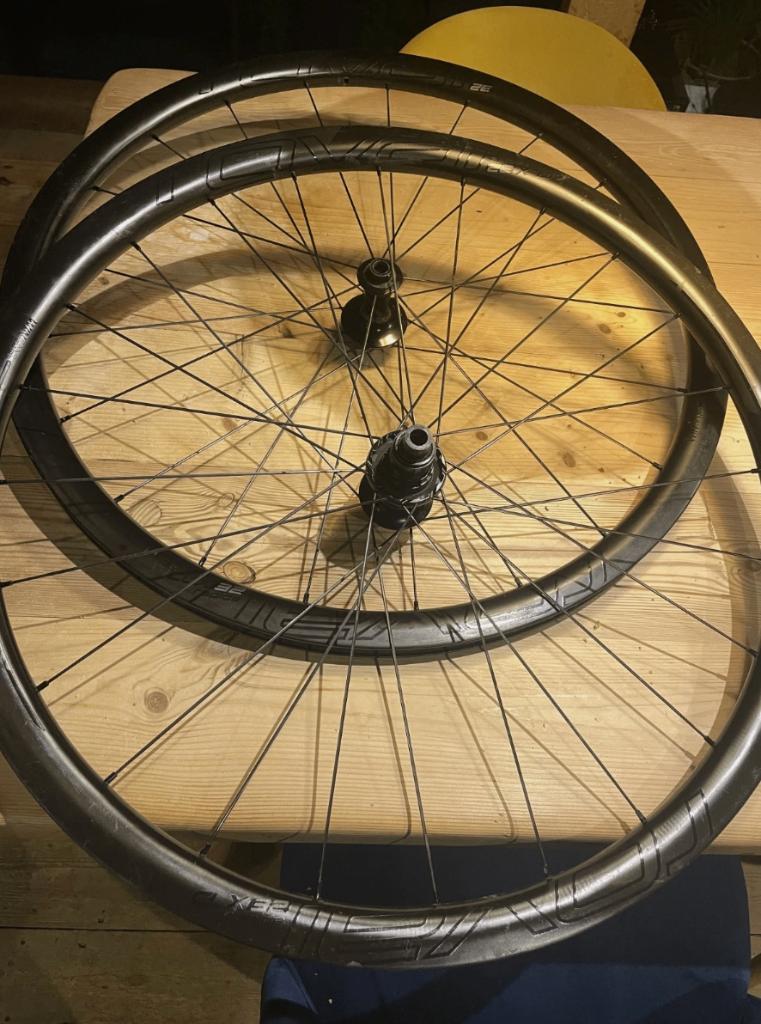 Roval Rapide CLX 32 carbon disc tubeless wielset, Fietsen en Brommers, Fietsonderdelen, Gebruikt, Wiel, Carbon, Racefiets, Tijdrit-/triatlonfiets