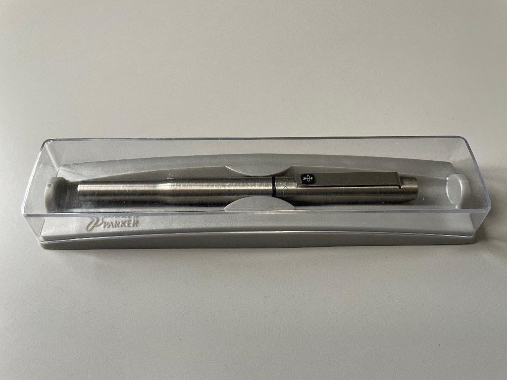 Parker 25 vulpen, Verzamelen, Pennenverzamelingen, Parker, Met doosje, Ophalen of Verzenden, Zo goed als nieuw