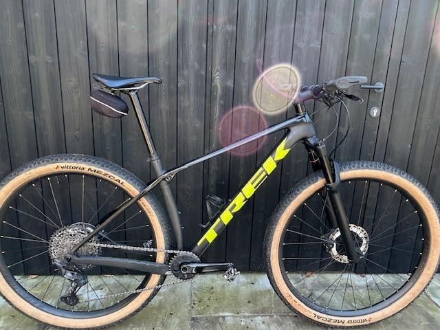 TREK MTB PROCALIBER 9.6 met stealth Wheels, Fietsen en Brommers, Versnellingen, Zo goed als nieuw, Schijfrem, 53 tot 57 cm