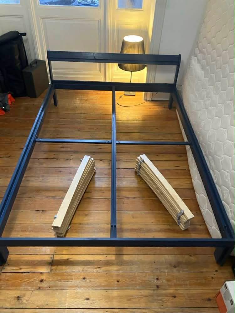 Cadre de lit 140x200 IKEA + sommier à lattes, 140 cm, Enlèvement, Utilisé, 200 cm