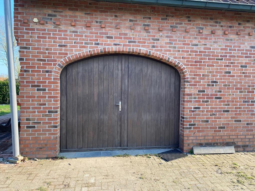 Garagepoort, Doe-het-zelf en Bouw, Ophalen, Gebruikt, Garagedeur, Hout
