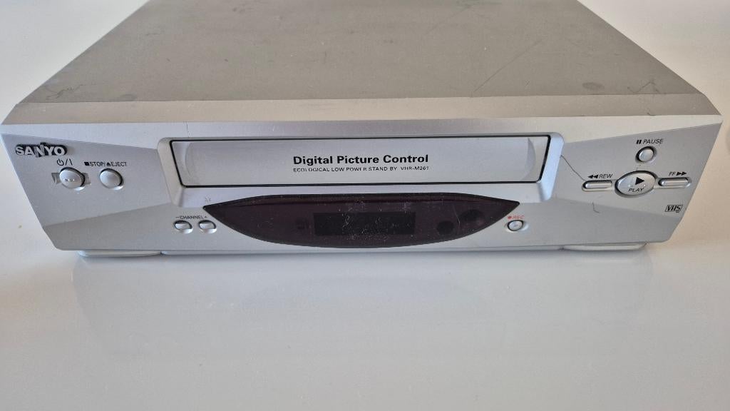 SANYO HR-M261 EV | Enregistreur vidéo VHS, TV, Hi-fi & Vidéo, Lecteurs vidéo, Utilisé, Lecteur ou enregistreur VHS, Enlèvement