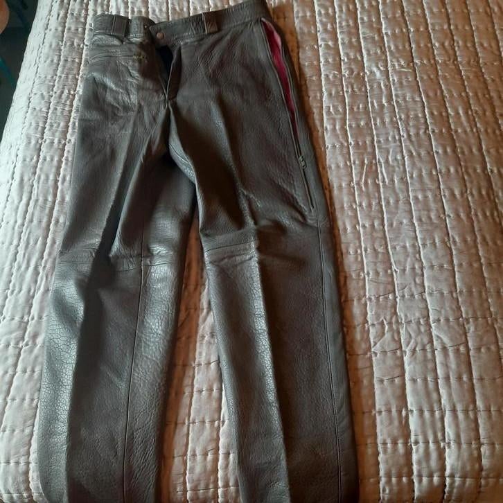 PANTALON EN CUIR GRIS DIKARPA POUR HOMME* Usé 1er *Qualité s, Gris, Comme neuf, Enlèvement, Taille 46 (S) ou plus petite